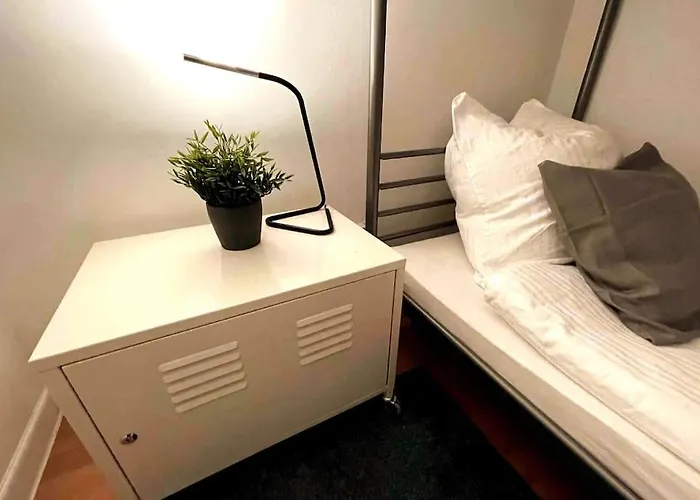 Cozy Next To Center & Fair *